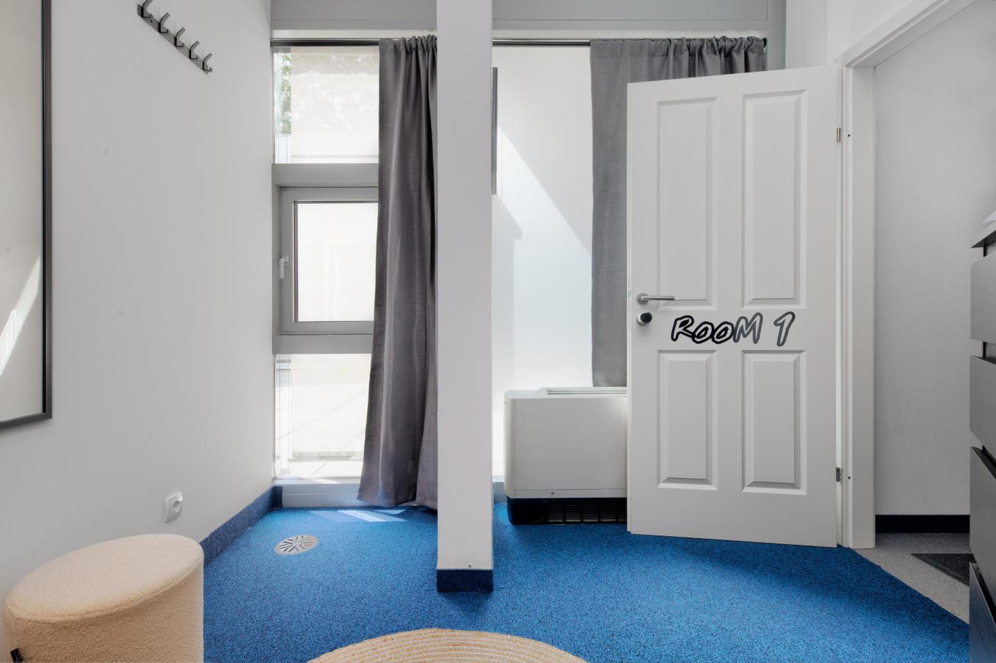 Urbankey - Neubau Hostel Wenen